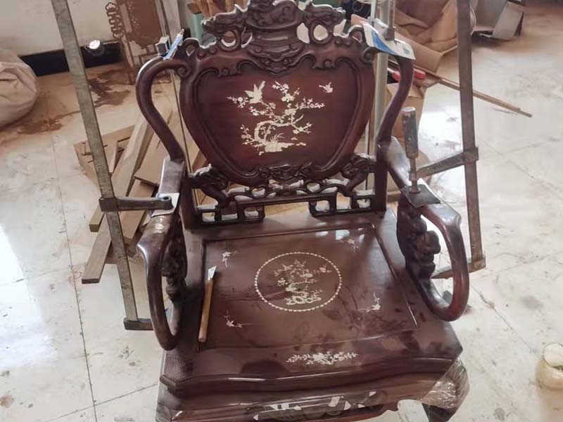 漳州老旧红木家具翻新方法